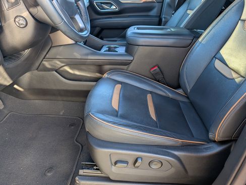 Used 2023 GMC Yukon AT4 w/ AT4 Premium Package image 14