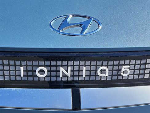 Used 2024 Hyundai Ioniq 5 Limited image 11