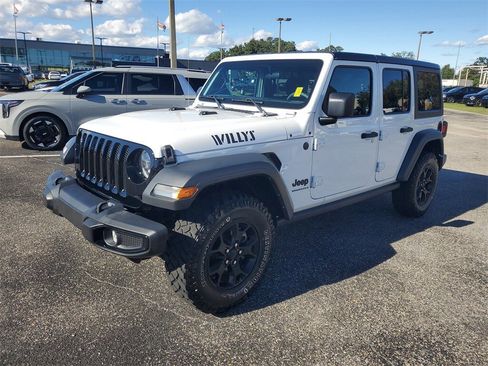 Used 2023 Jeep Wrangler Willys image 2