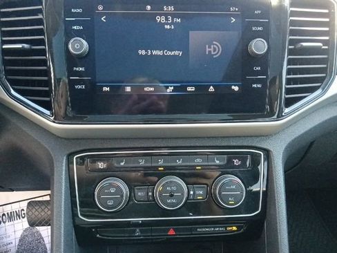 Used 2022 Volkswagen Atlas SE FWD image 22