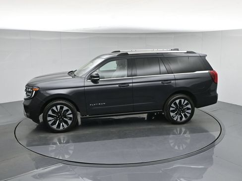 Certified 2025 Ford Expedition Platinum w/ Driver's Package AWD/4WD image 49