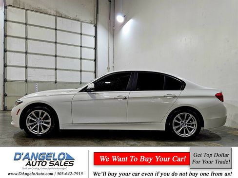 Used 2018 BMW 320i Sedan image 10