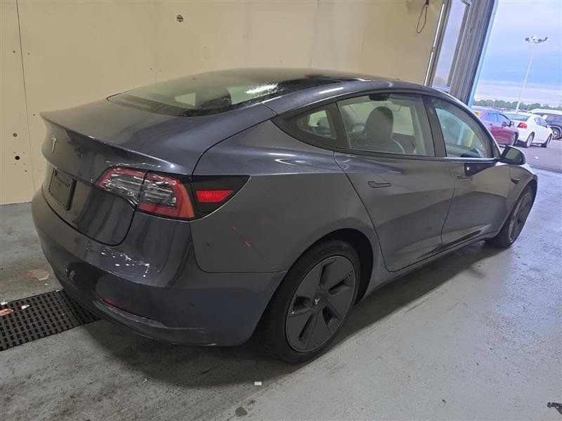Used 2023 Tesla Model 3 Standard Range RWD image 4