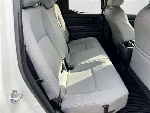 Certified 2025 Toyota Tacoma SR5 image 18
