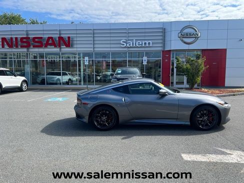 Used 2024 Nissan Z Performance RWD image 8