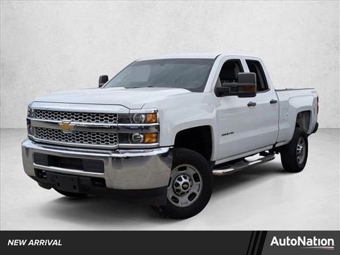 Used 2019 Chevrolet Silverado 2500 W/T image 1