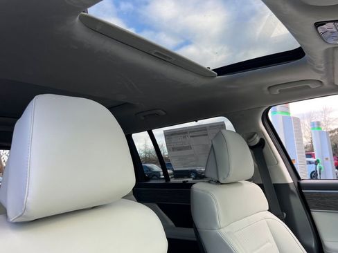 New 2026 Hyundai Santa Fe Calligraphy AWD/4WD image 15