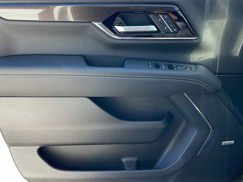 New 2026 GMC Yukon Elevation image 24