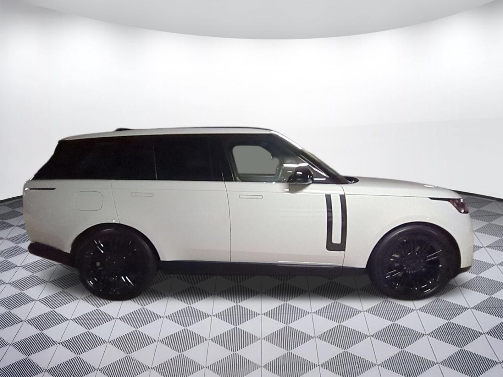 New 2026 Land Rover Range Rover SE AWD/4WD image 6