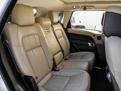 Used 2019 Land Rover Range Rover Sport HSE image 22