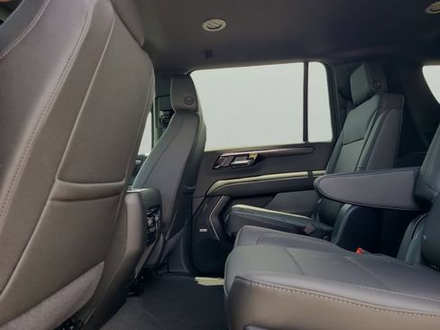New 2026 Chevrolet Suburban LT w/ Comfort Package RWD image 13