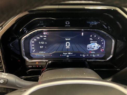 Used 2025 GMC Sierra 1500 SLT AWD/4WD image 48