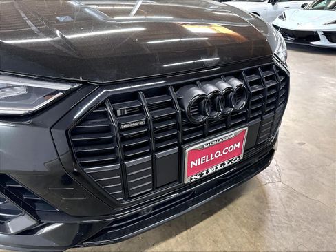 Used 2025 Audi Q3 2.0T Premium Plus w/ Premium Plus Package AWD/4WD image 30