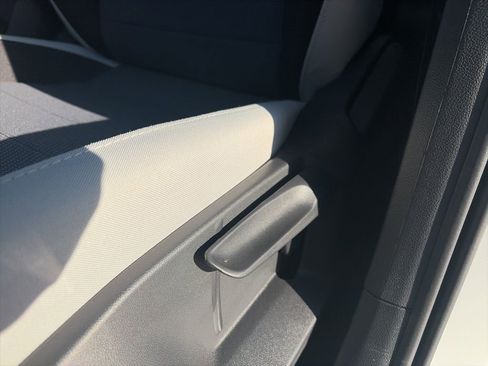 New 2026 Volkswagen Taos S FWD image 10