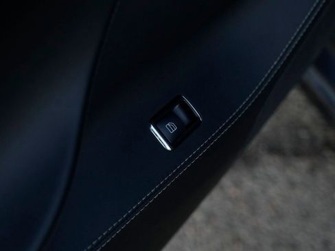 Used 2017 Tesla Model S 75D image 28