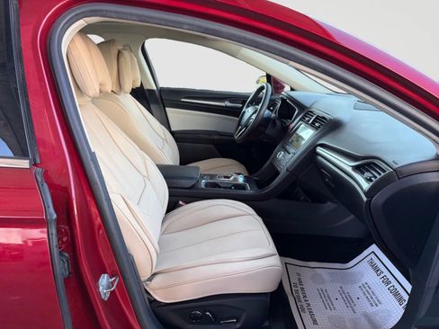 Used 2017 Ford Fusion Energi Titanium image 16