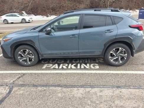 Used 2025 Subaru Crosstrek 2.0i Premium image 5