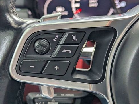 Used 2021 Porsche Cayenne S image 20