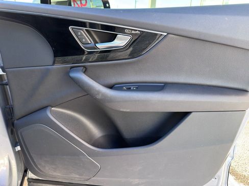 Used 2019 Audi Q7 3.0T Premium w/ Convenience Package image 28