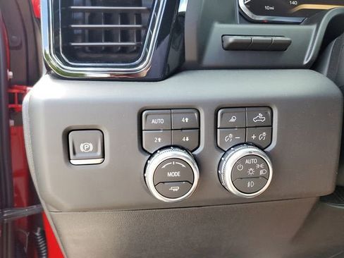 New 2026 GMC Sierra 1500 AT4 w/ AT4 Premium Package AWD/4WD image 31