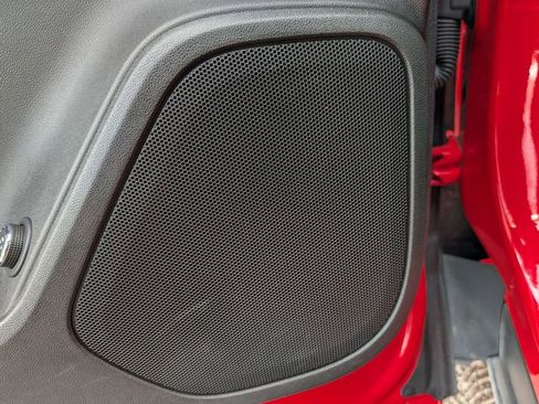 Used 2019 Chevrolet Blazer LT image 47