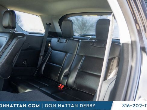 Used 2023 Ford Explorer XLT w/ Equipment Group 202A image 20