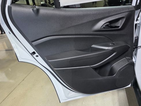 New 2026 Chevrolet Trax LS image 13