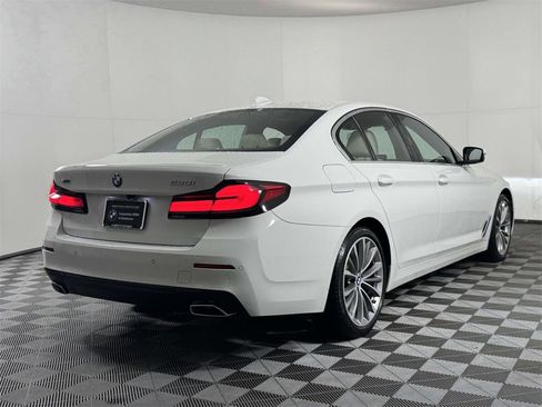 Used 2023 BMW 530i xDrive w/ Convenience Package image 10