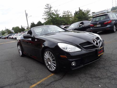 Used 2010 Mercedes-Benz SLK 300 image 15