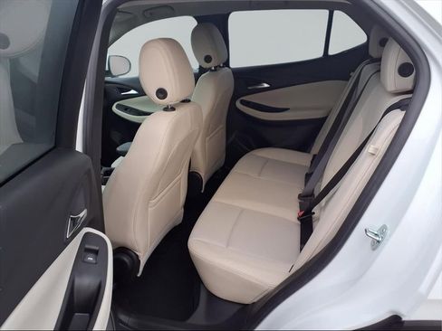 Used 2024 Buick Encore GX Preferred image 23