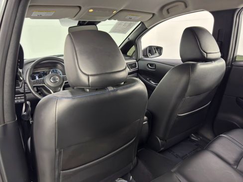 Used 2019 Nissan Leaf SL Plus w/ Protection Package image 30