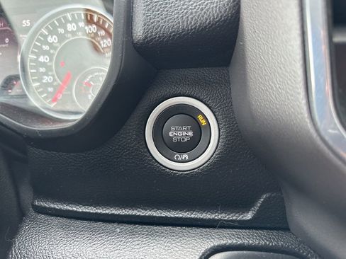 Used 2021 RAM 1500 Big Horn image 25