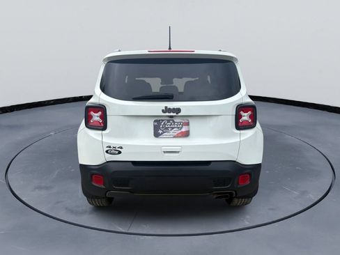 Used 2021 Jeep Renegade Latitude w/ Sun & Sound Group AWD/4WD image 12