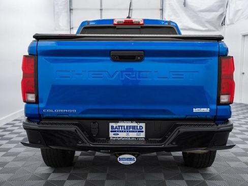 Used 2023 Chevrolet Colorado Z71 w/ Z71 Convenience Package 2 AWD/4WD image 6