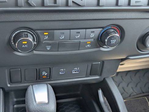 Certified 2025 Nissan Frontier S RWD image 24