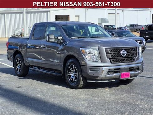 Certified 2020 Nissan Titan SV w/ SV Convenience Package image 1