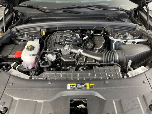Used 2025 Jeep Grand Cherokee Limited AWD/4WD image 48