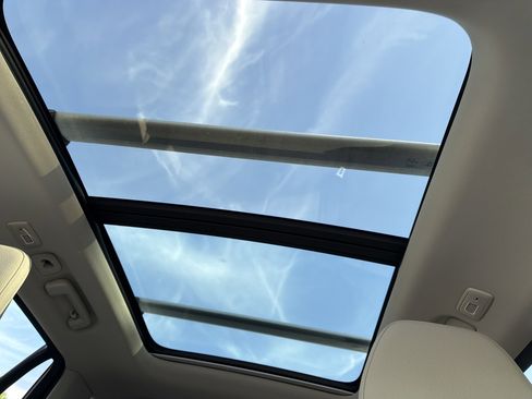 Certified 2025 Volvo XC90 B5 Core w/ Protection Package AWD/4WD image 29