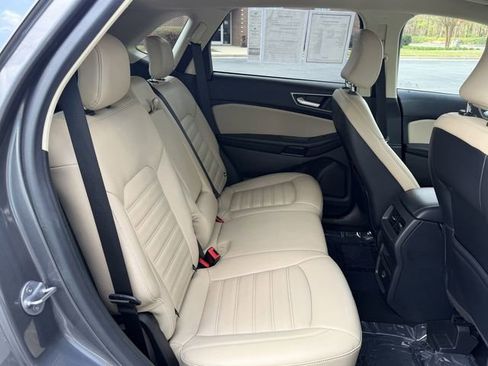 Used 2022 Ford Edge SEL AWD/4WD image 29