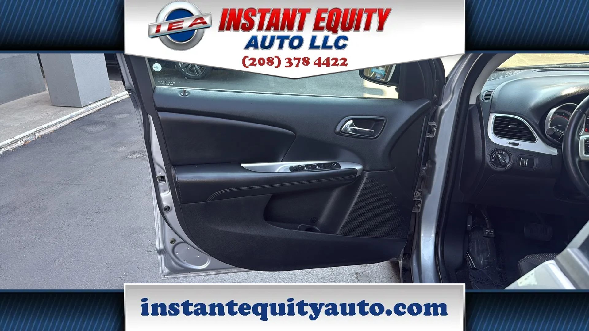 Used 2018 Dodge Journey SXT w/ Connectivity Group FWD image 27