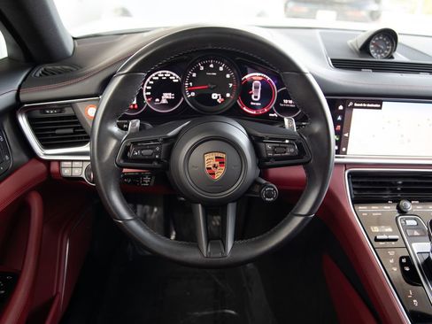Certified 2023 Porsche Panamera 4 Platinum Edition image 20