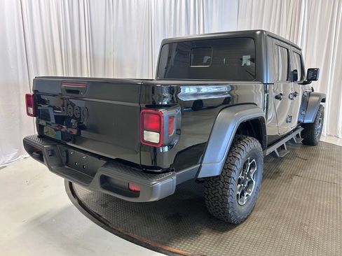 Used 2023 Jeep Gladiator Sport AWD/4WD image 26