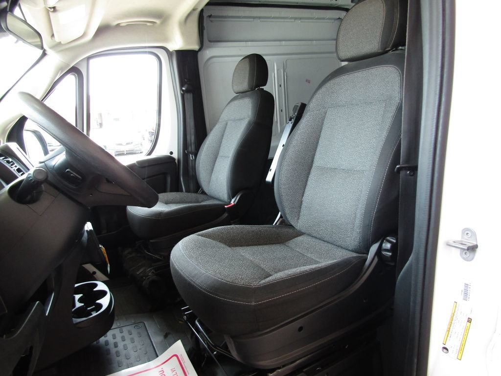 Used 2023 RAM ProMaster 2500 FWD image 12