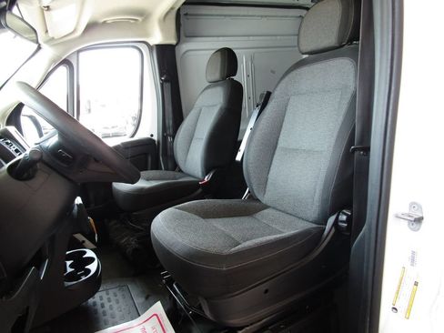 Used 2023 RAM ProMaster 2500 FWD image 12