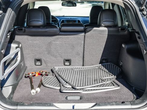 Used 2018 Jeep Cherokee Trailhawk image 29