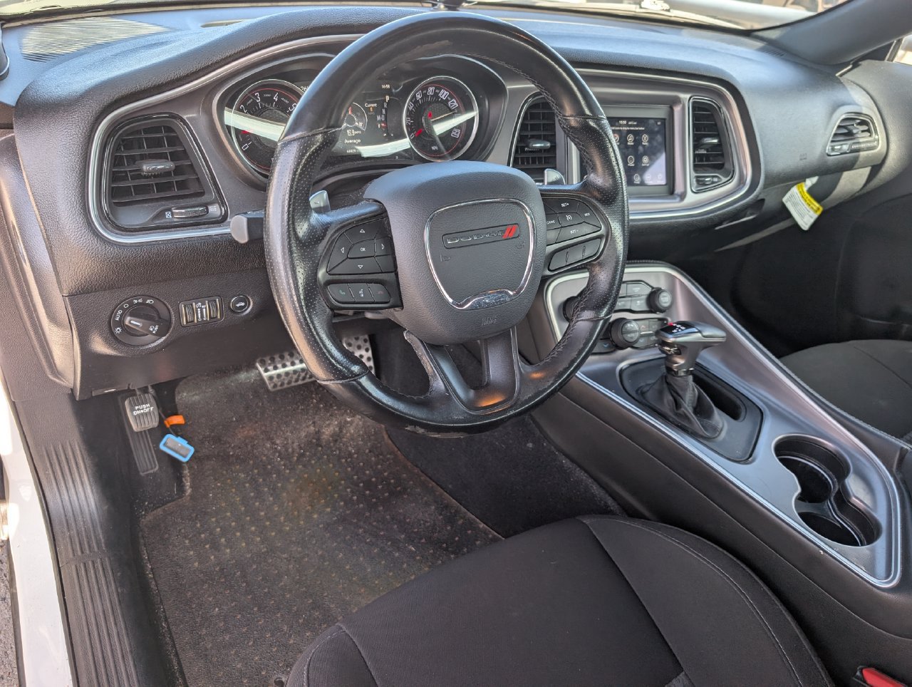 Used 2020 Dodge Challenger R/T RWD image 9