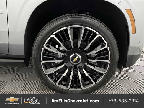 New 2025 Chevrolet Tahoe High Country image 45