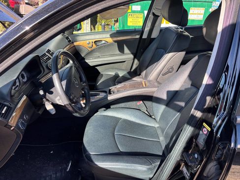 Used 2008 Mercedes-Benz E 350 4MATIC Sedan image 15