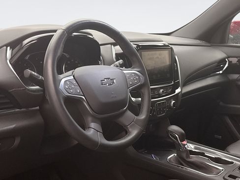 Used 2023 Chevrolet Traverse RS w/ LPO, Floor Liner Package image 7