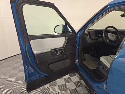 Used 2022 Rivian R1T Adventure AWD/4WD image 16
